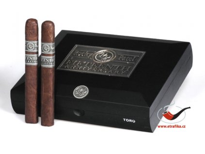 27197 2 doutniky rocky patel 15th anniversary toro cello 20