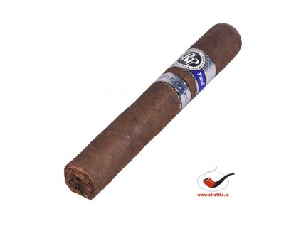 35393 2 doutniky rocky patel winter collection robusto 1