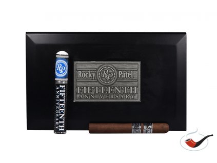 46167 1 doutniky rocky patel 15th anniversary deluxe toro tube 10