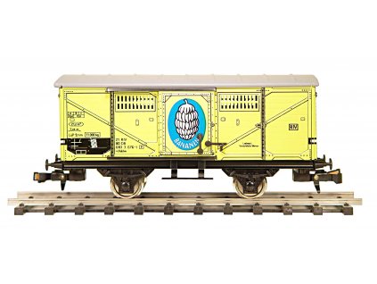 VŮZ DB NA PŘEPRAVU BANÁNŮ