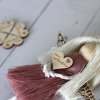 panivychovatelce drevenesrdickosnapisem macrame homedecor macrameandelka euphoriscz.JPG