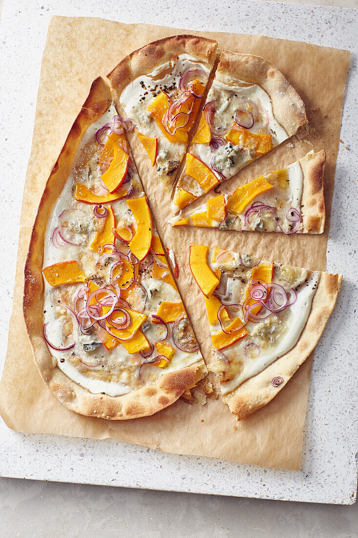 Dýňové tarte flambée