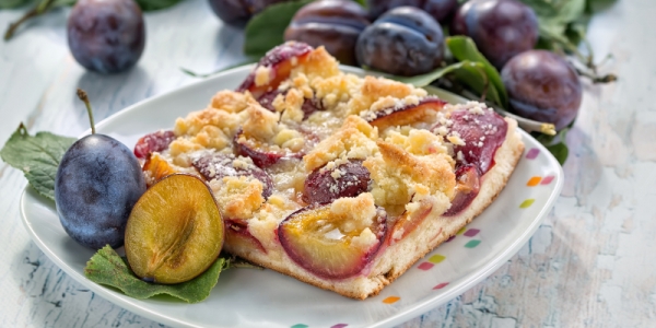 Švestkový koláč s drobenkou