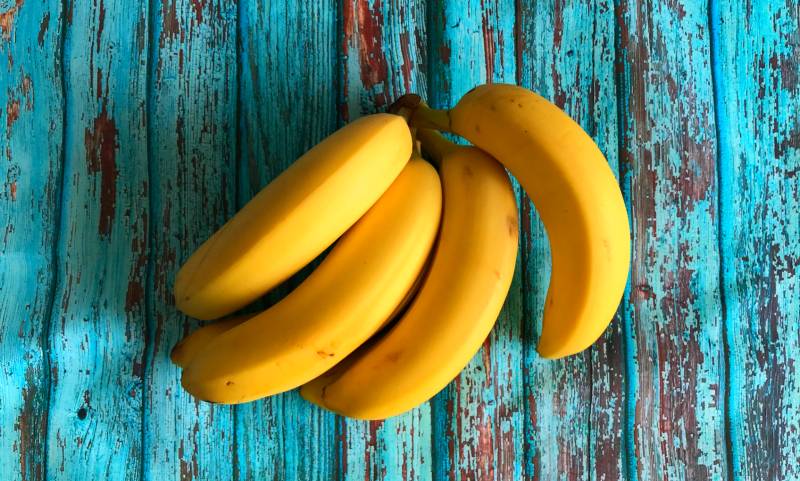 Banány – proč je jíst a na co využít slupky?