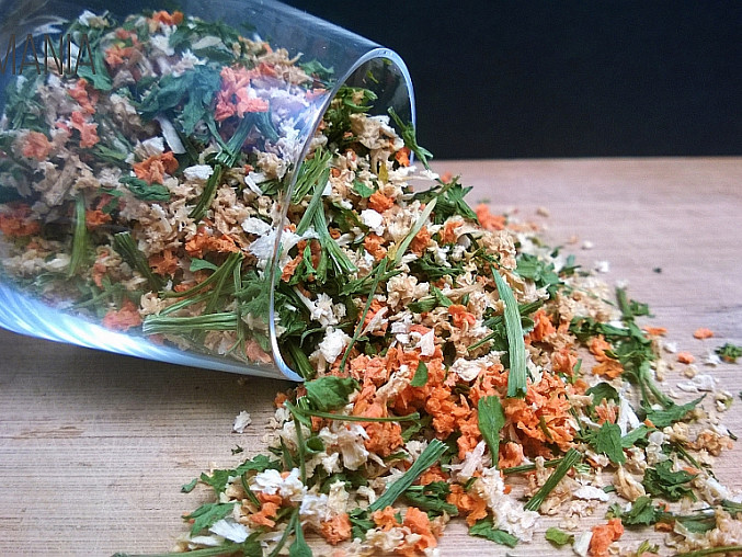 Polévkové koření a instantní polévky, které si připravíte snadno doma