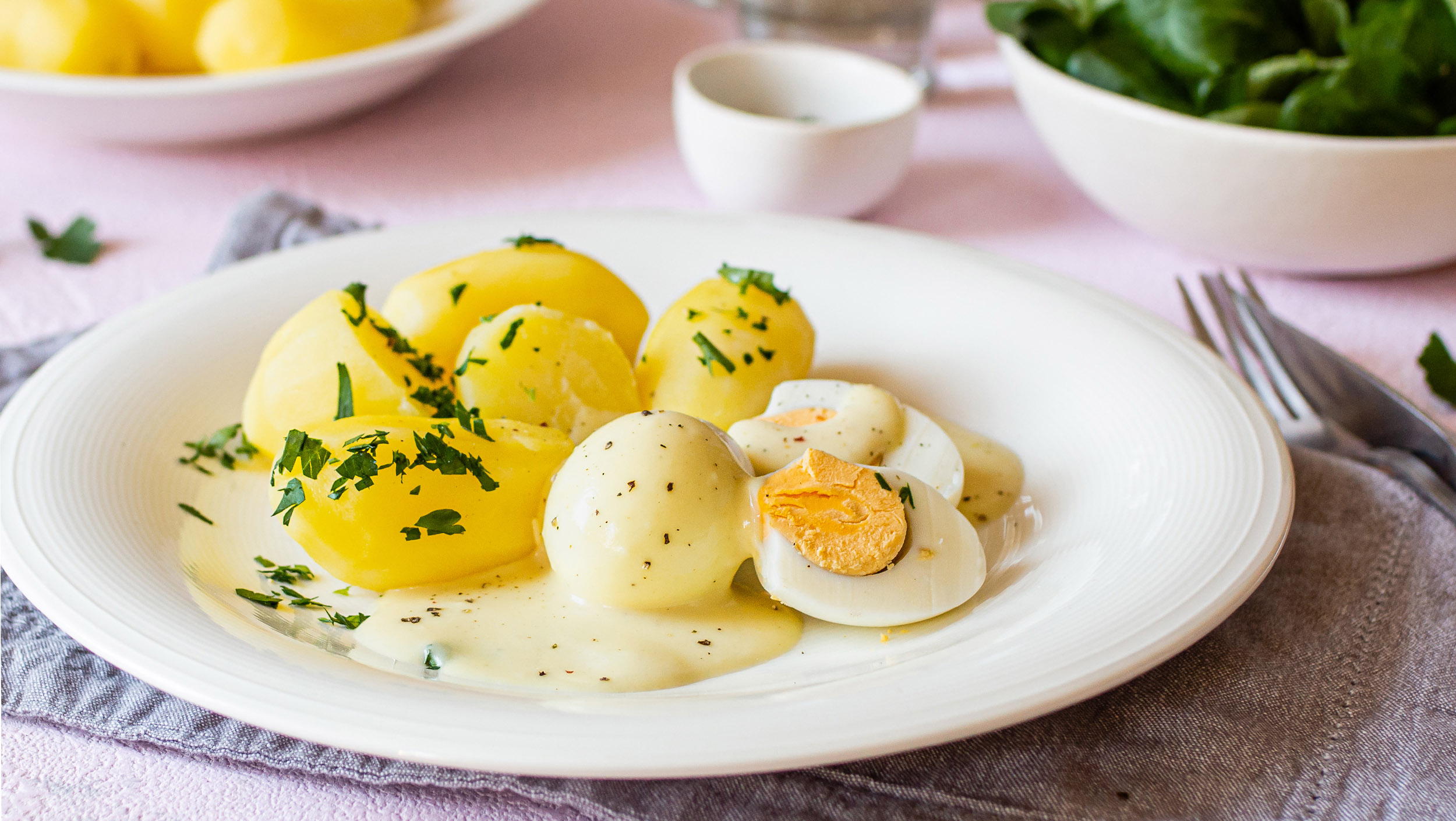 Vejce v hořčičné omáčce