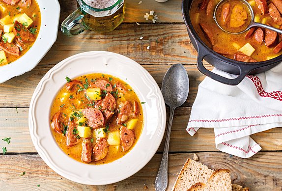 Špekáčky a buřtguláš