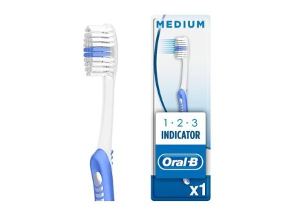 304729 oral b indicator 123 zubni kartacek medium 1 ks