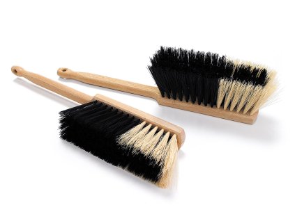 Metlička drevená ručná