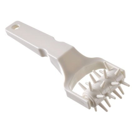 valcek-dierovaci-na-cesto-7-3x21-cm