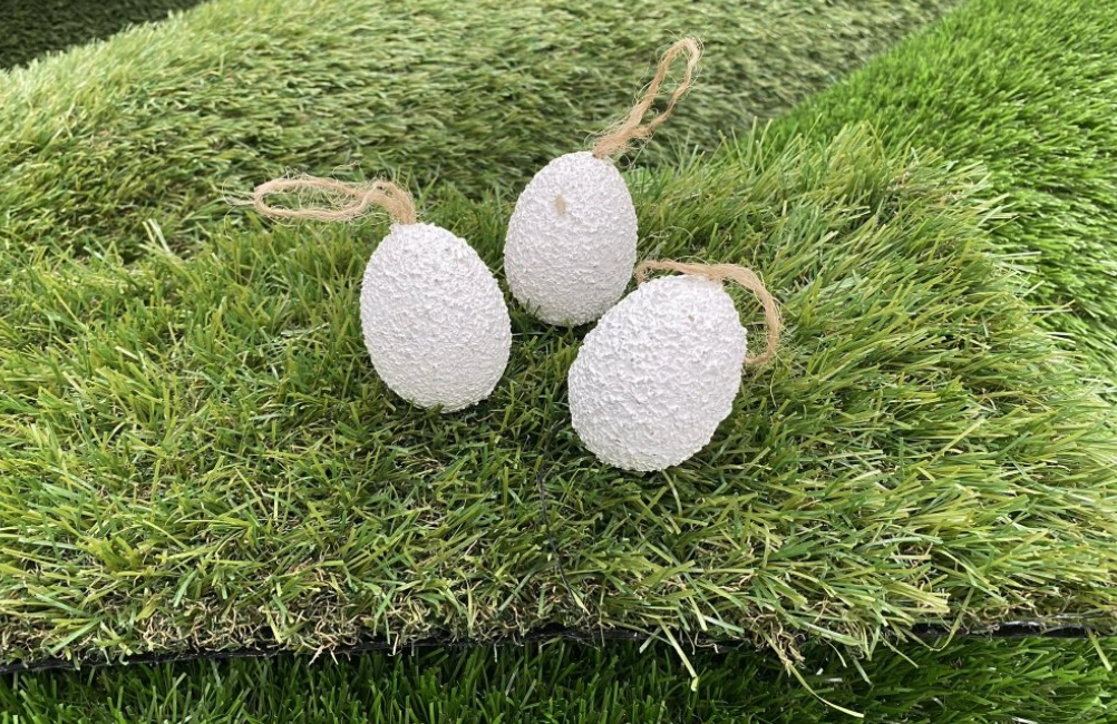 🌿 Velikonoční inspirace: Využijte zbytky umělého trávníku jako originální dekoraci