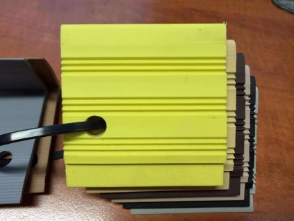 Schodová Hrana FATRA 421  Délka 2,5m