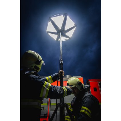 Powermoon HEXASPACE, osvětlovací LED systém 900W, 110 000 lumenů