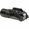 SUREFIRE X300T-A  Podvěsná zbraňová svítilna 650 lm / 66 000 cd s integrovanou montáží - nasouvací