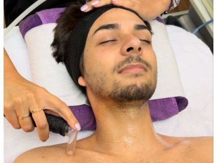 liftingobličejeadekoltuonlineškolení
