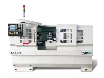 CNC soustruh Numco CK 6132 × 750 s manuálním sklíčidlem