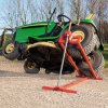 Zdvihák na čistenie kosačiek a ATV RTH400