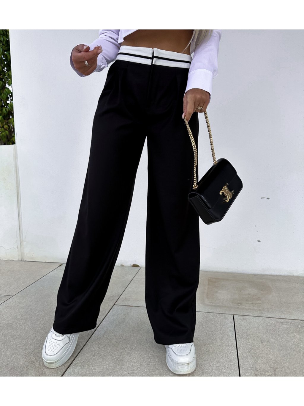 BE0279F1 CD08 4642 BB2C 9AA89EBFA5E7