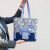 Patchworková kabelka s jezevčíkem - Modrá zahrada