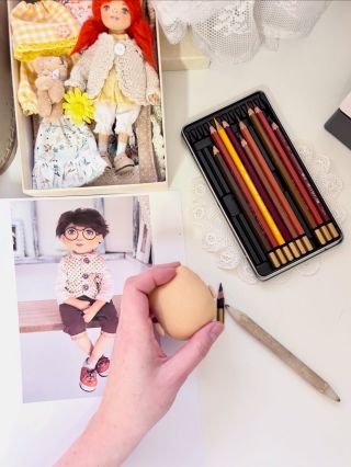 Už tuto neděli - 15.3. ve 20:00 h. budou v e-shopu nové panenky s malovanými obličeji. 😍 #evesije #panenky #rucnemalovane...