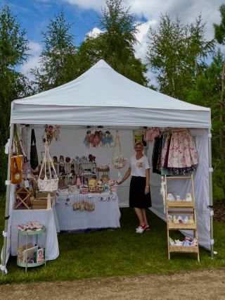 Chystáte se za mnou na některé z letošních trhů? 🌿 Pokud ano, budu moc ráda, když mi pomůžete s malým rozhodováním. 💛 Na...