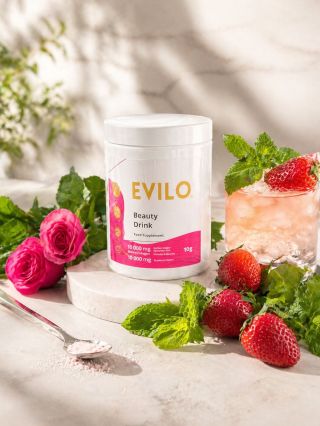 Kombinace hydrolyzovaného kolagenu, kyseliny hyaluronové, vitamínu C, zinku a přírodních extraktů podporuje zdravou...