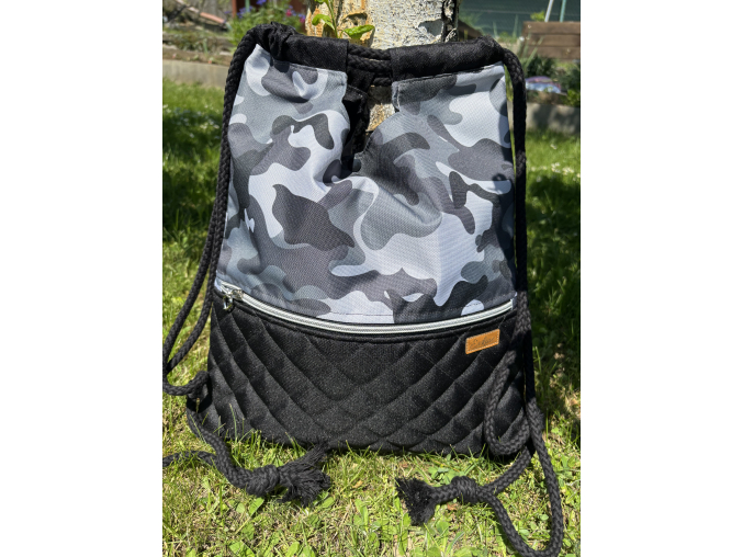 Taškovak maskáčový sivý