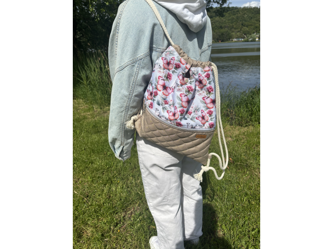 TAŠKOVAK 1.0 - Motýle