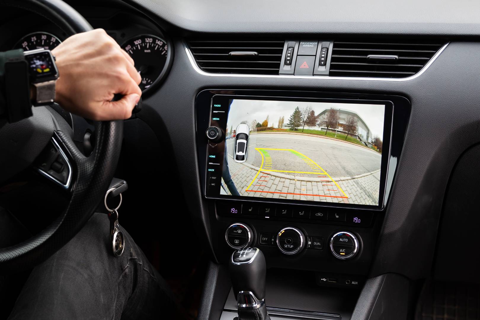 9 dôvodov prečo autorádio Everest