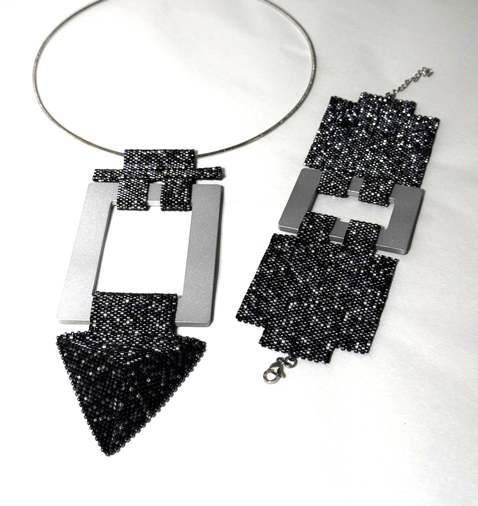 Sady autorských šperků