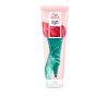 JPG LowRes Color Fresh Mask Launch Packshot Red