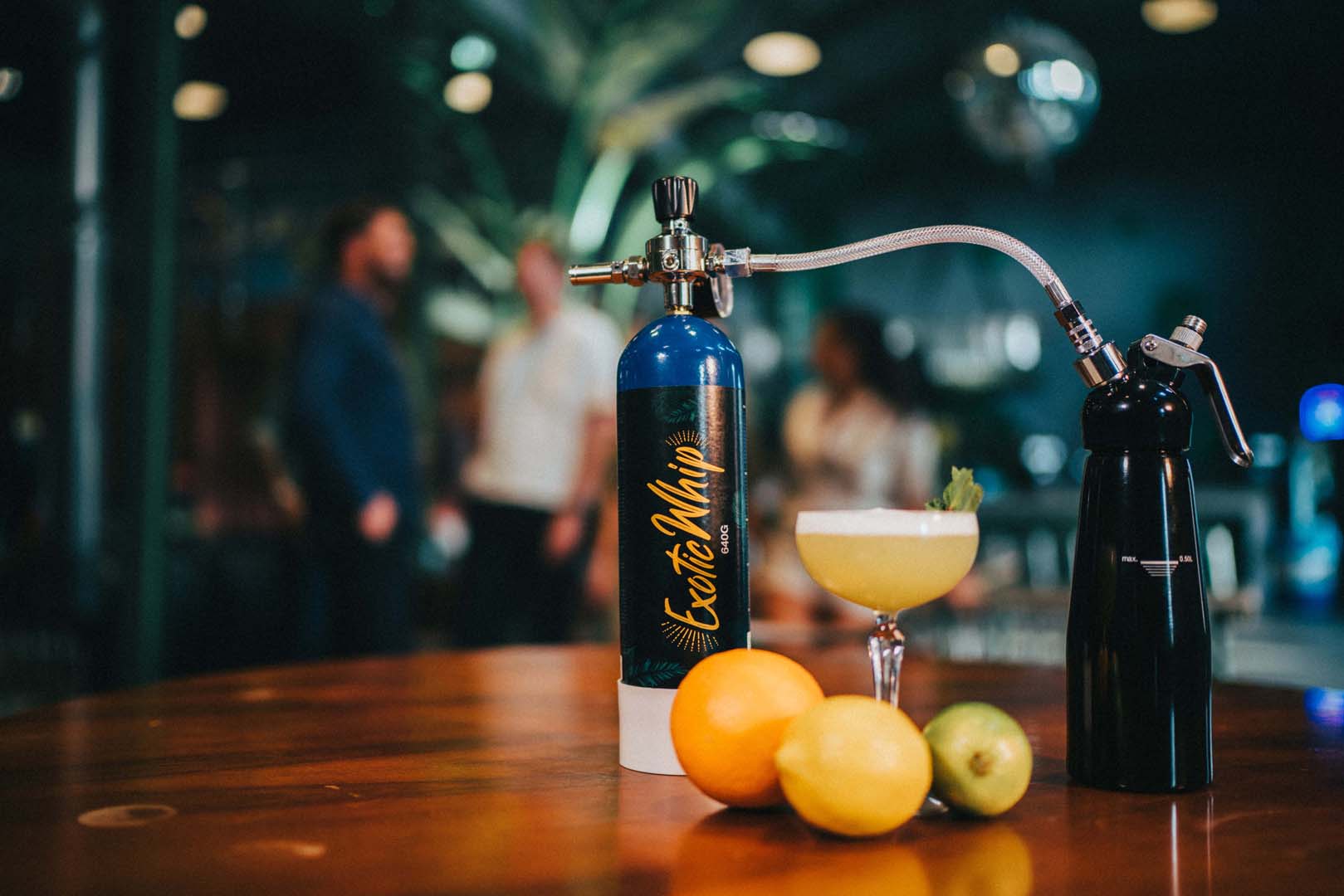 Výroba šlehačky na cocktaily