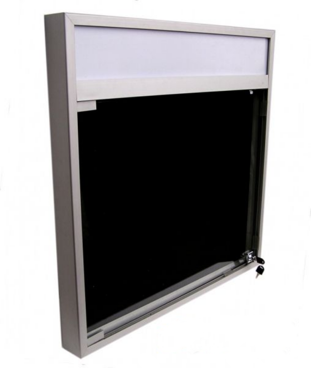 EXPOINT Závěsná vitrína s úzkým profilem s informačním proužkem Název: Formát 2xA3, rozměr: šířka 730 x výška 730 x hloubka 69mm