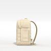 CLASSIC TECH 28L SHELL WHITE RIGHT 1800x1800