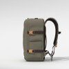 CLASSIC PLUS 32L GREY MOOR RIGHT 1800x1800