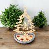 Adventní svícen s měnitelnými dekoracemi k obháčkování