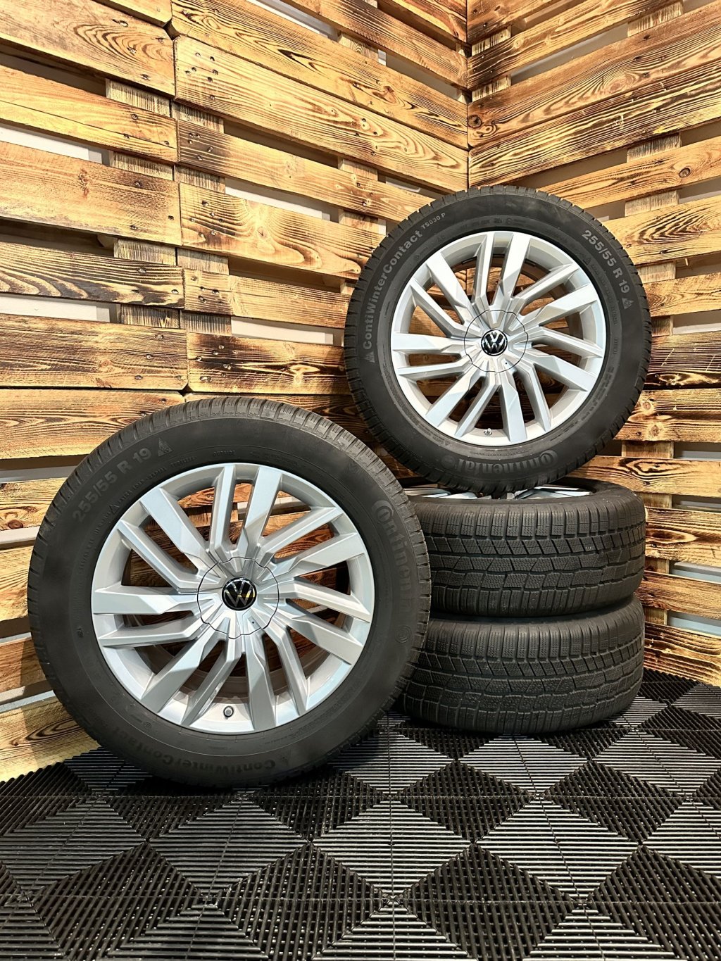 ZIMNÍ - VW Touareg III - originální ALU disky 5x112 R19 (760601025E) - sada 4 ks