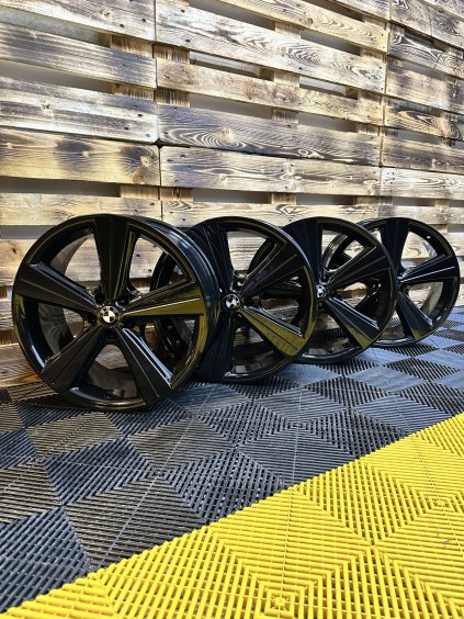 BMW X5 G05, X6 G06 - ALU disky 5x112 R20 - sada 4 ks
