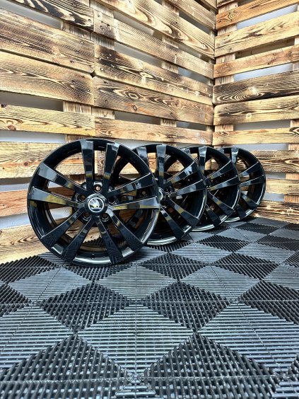 Škoda Octavia II - originální ALU disky 5x112 R17 (1Z0601025AL) - sada 4 ks