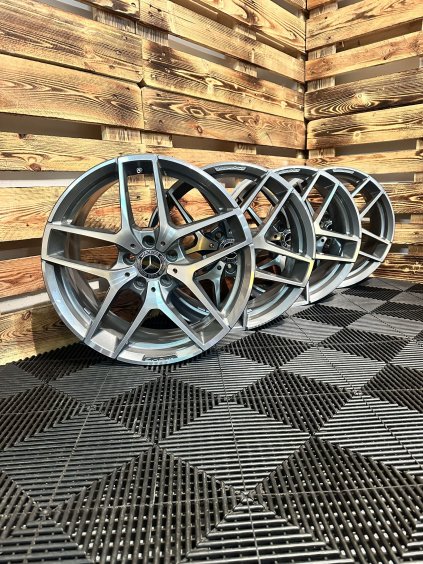 Mercedes Benz třída GLA - W156 - originální ALU disky 5x112 R19 (A1564010700) - sada 4 ks