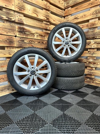 ZIMNÍ - VW Golf VII - originální ALU disky 5x112 R17 (5G0601025K) - sada 4 ks