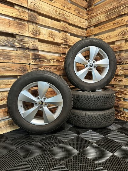 ZIMNÍ - Škoda Kodiaq - originální ALU disky 5x112 R17 (565601025J) - sada 4 ks