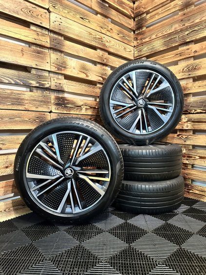 LETNÍ - Škoda Elroq, Enyaq - originální ALU disky 5x112 R20 (5LA071490P, 5LA071490Q) - sada 4 ks