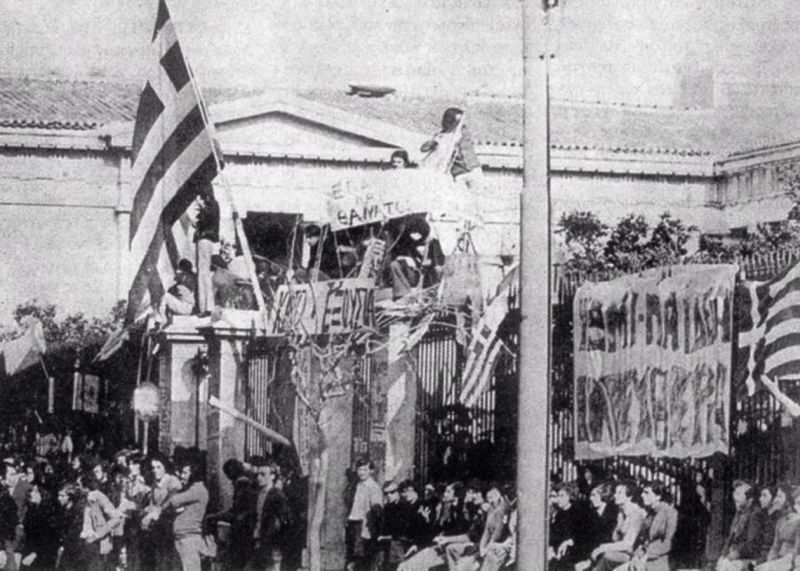 17. november - jeden dátum, viac udalostí