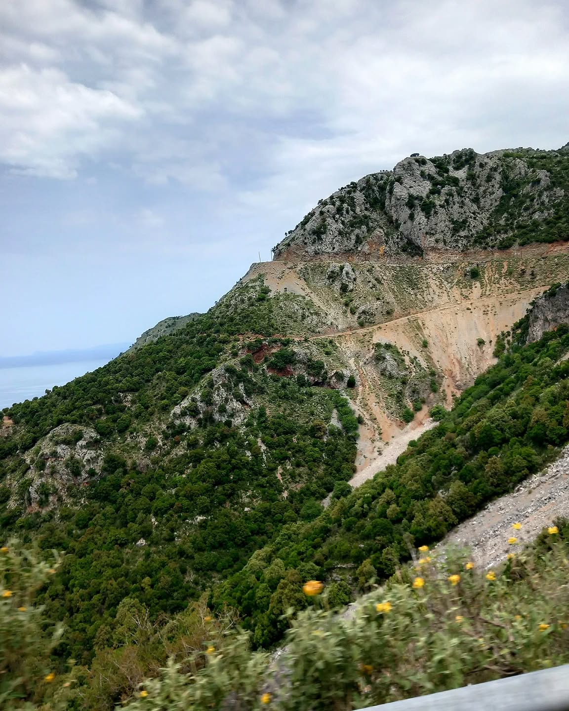Nie je cesta ako cesta… Evia