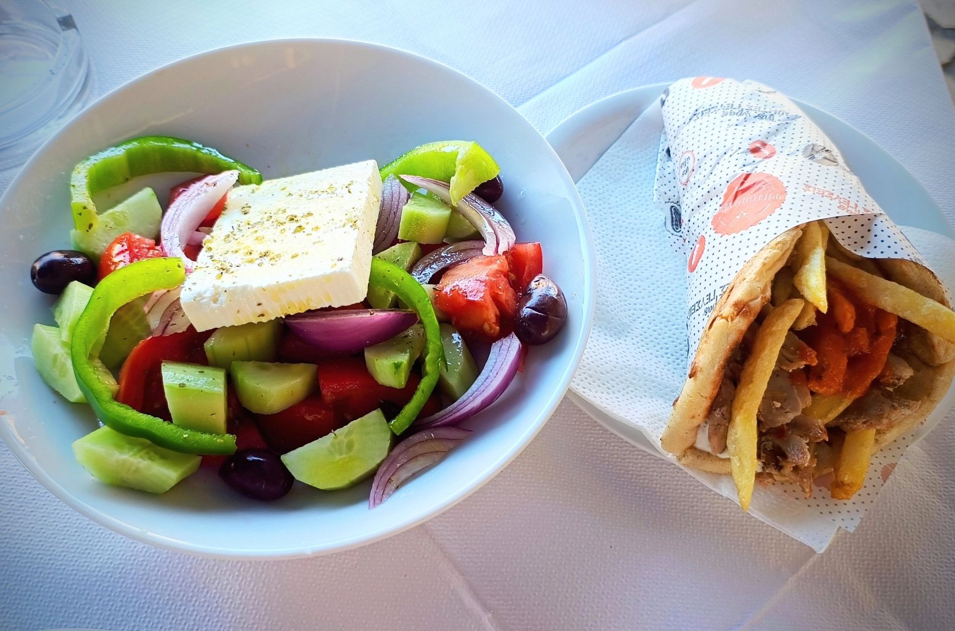 Gyros a Grécky šalát