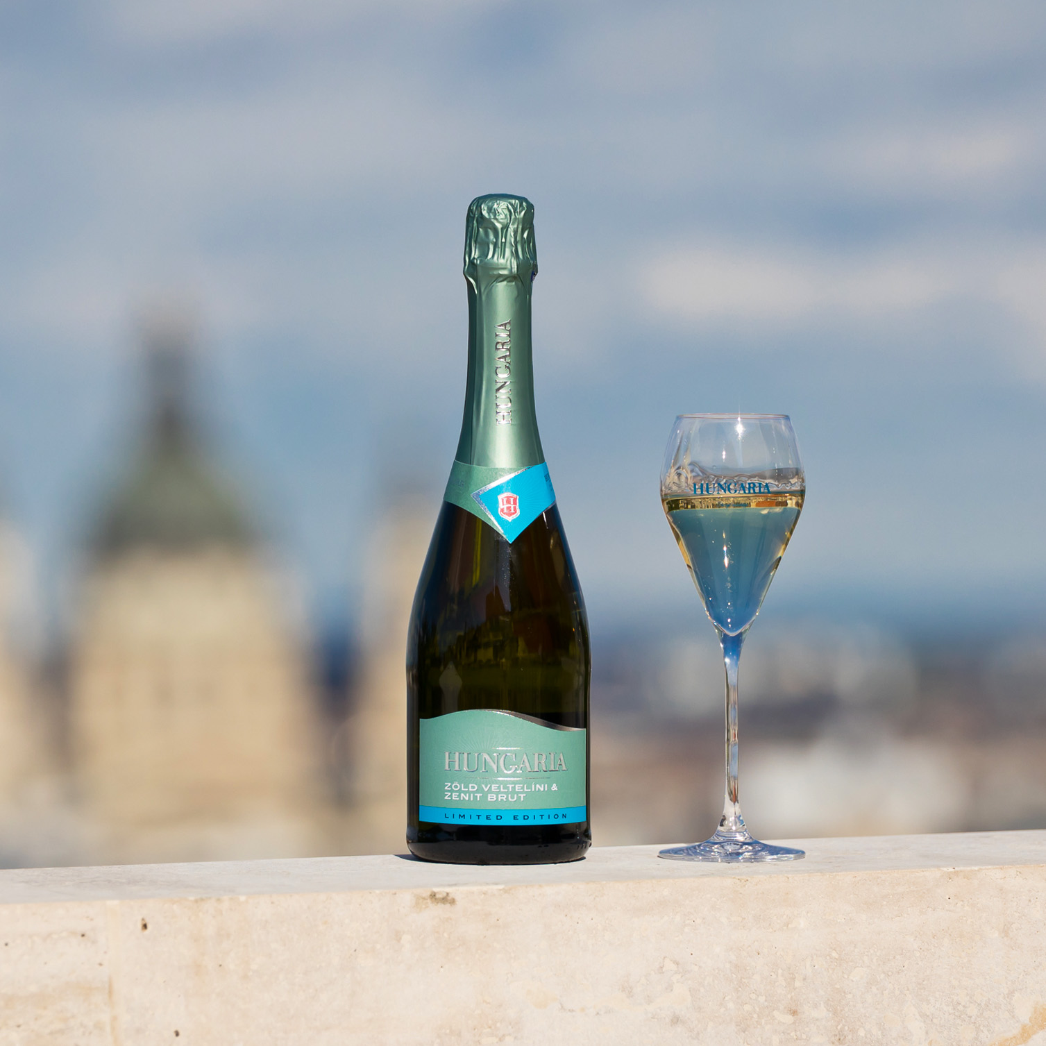 Variációk egy témára: PEZSGŐ