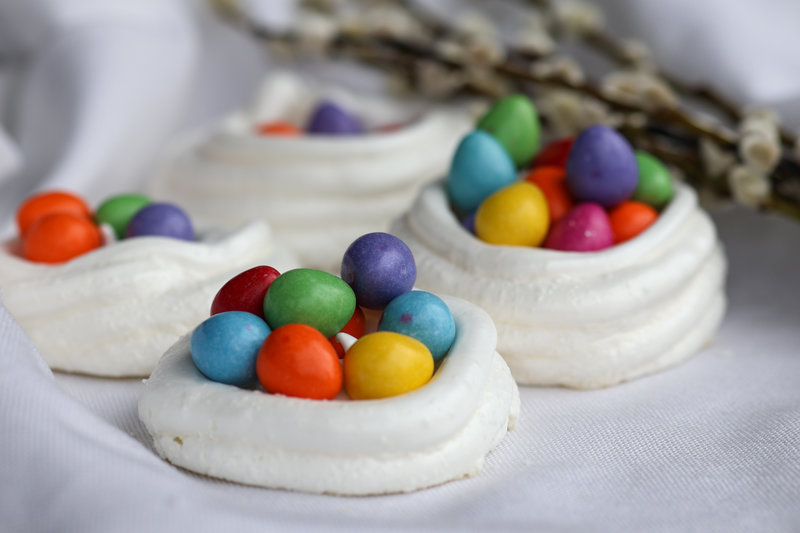 Velikonoční bílkové košíčky