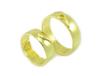 Svadobné obrúčky zo žltého zlata s plastickým srdiečkom