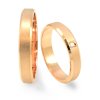 Svadobné obrúčky z červeného zlata mierne polgulaté široké 4.4 mm s jedným zirkónom